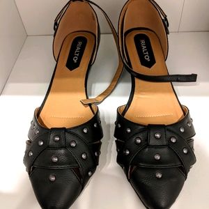 3/$35 New Leather Strappy sandals